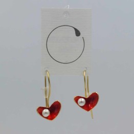 Red heart white pearl - handmade metal earrings